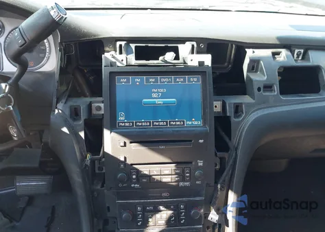 2010 Cadillac Escalade Premium from USA, damaged, VIN 1GYUKCEF3AR271829